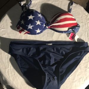 NWT blue 2 pcs bikini, size various.FAST SHIPPING